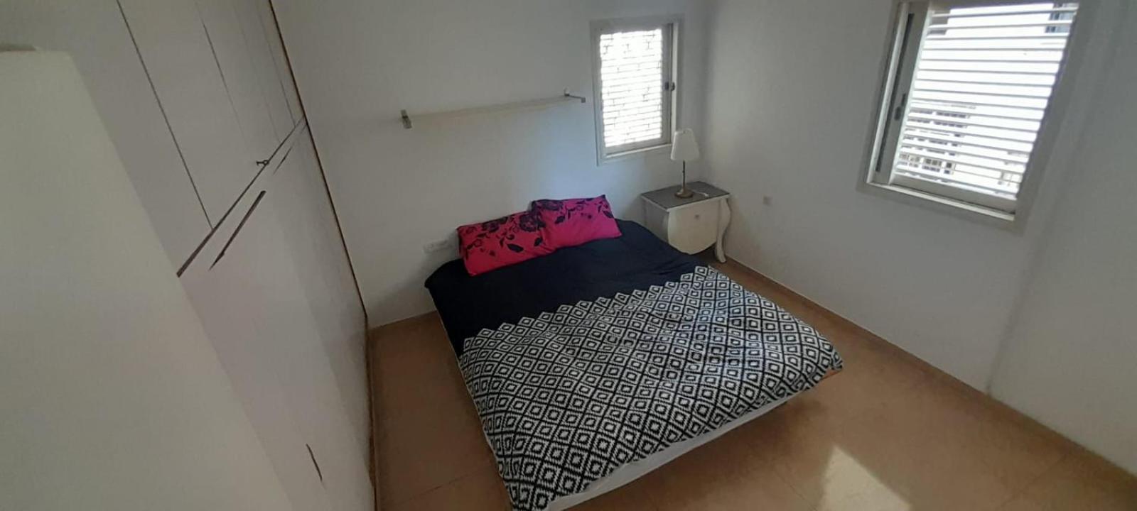 Spacious Jaffa Apt Near The Flea Market Тель-Авив Экстерьер фото